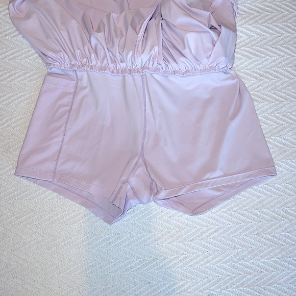 Flowy Shorts, Excellent New condition, Exercise, casual short - Picture 3 of 3